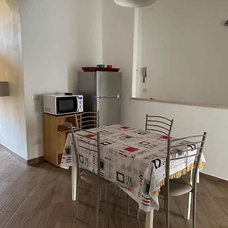 Appartamento Via Centro Верона Экстерьер фото